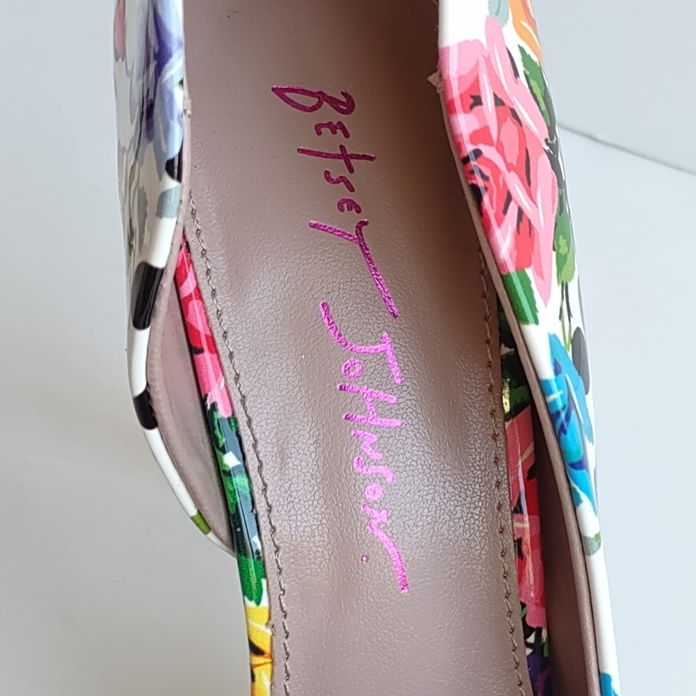 🌸 BETSEY JOHNSON Floral & Polka Dot Pointed Toe Bow Heels Size 7.5 - Picture 9 of 11